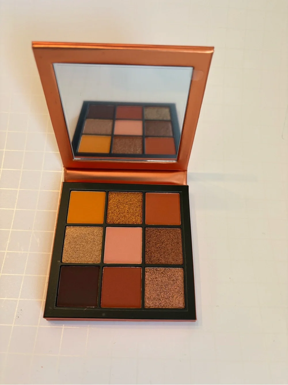 HUDA BEAUTY Topaz Obsessions Mini Eyeshadow Palette - Orange Metallic
